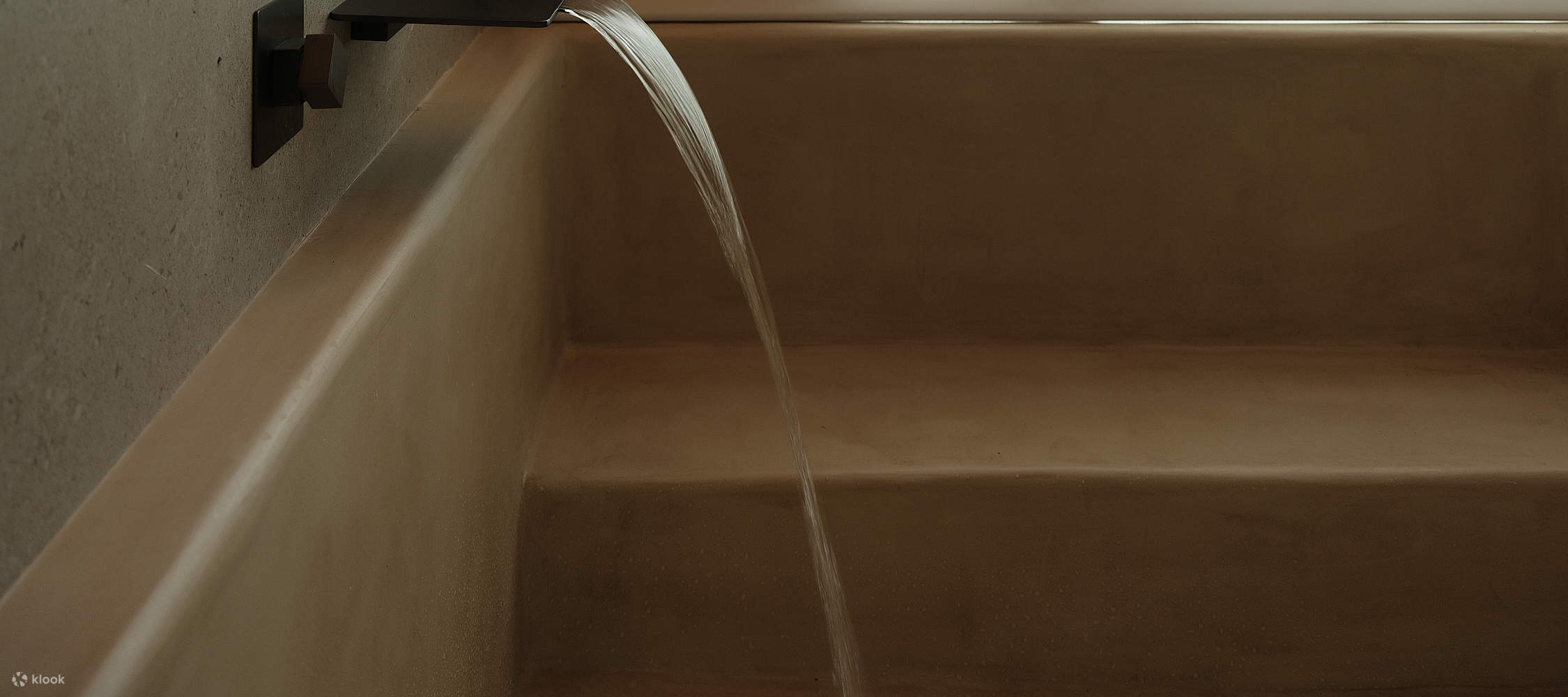 ห้องเจียนเต่าพูลเตียงคู่